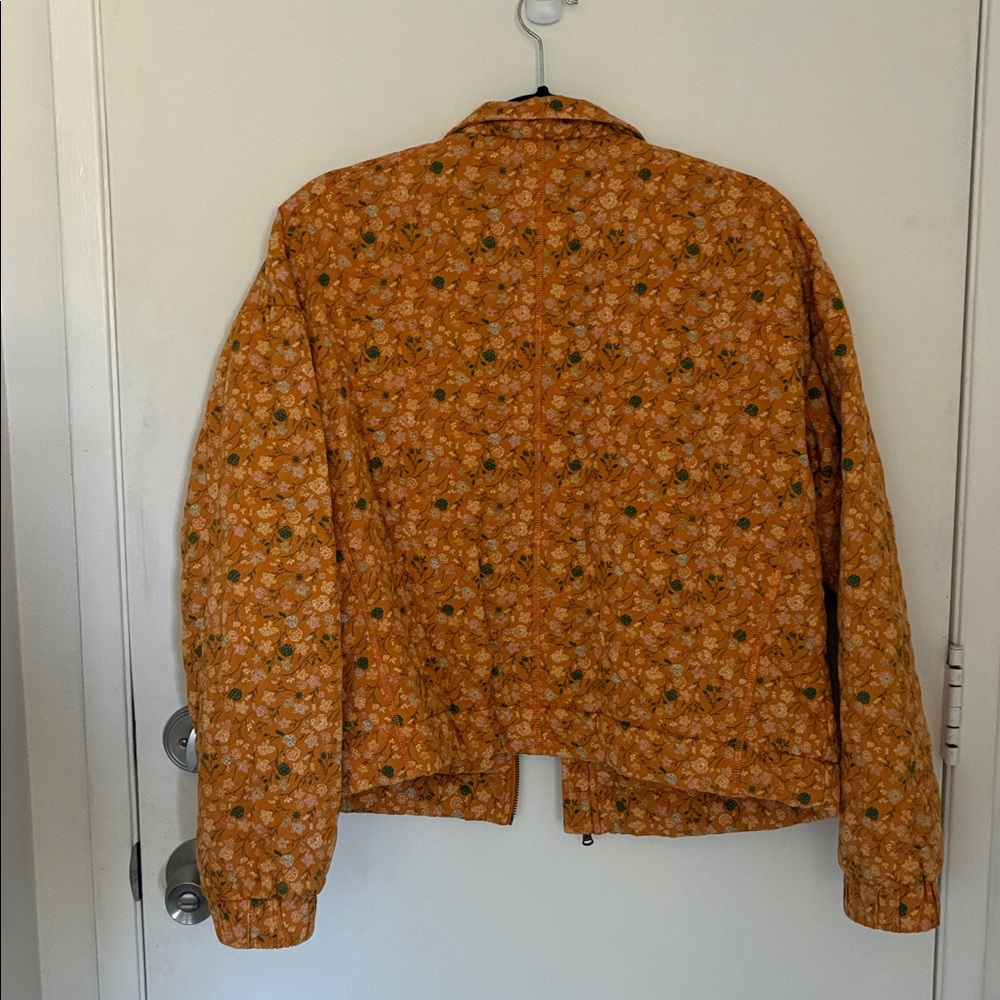 Quilted Jacket - Picture 3 of 5